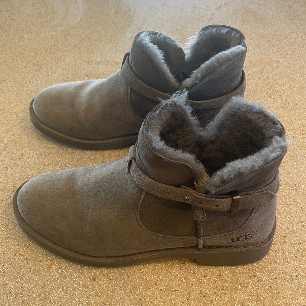 Ugg booties. Size 8 womens good condition